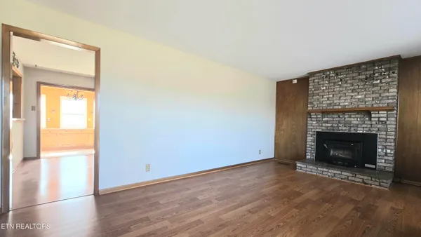 $350,000 | 8200 Tazewell Pike, Corryton, TN 37721