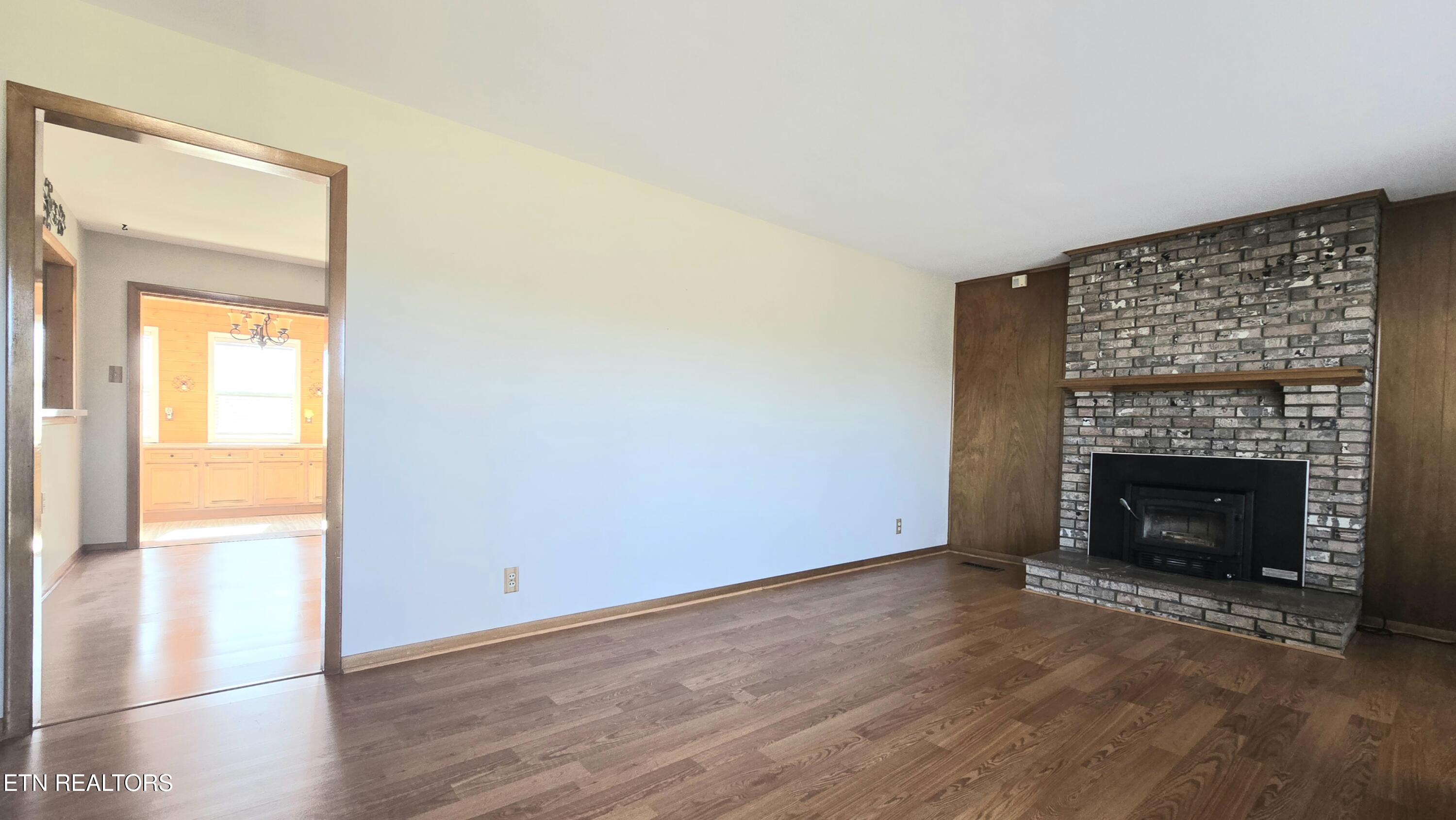 8200 Tazewell Pike Corryton, TN 37721 - Photo 4 of 25 20260227_112707