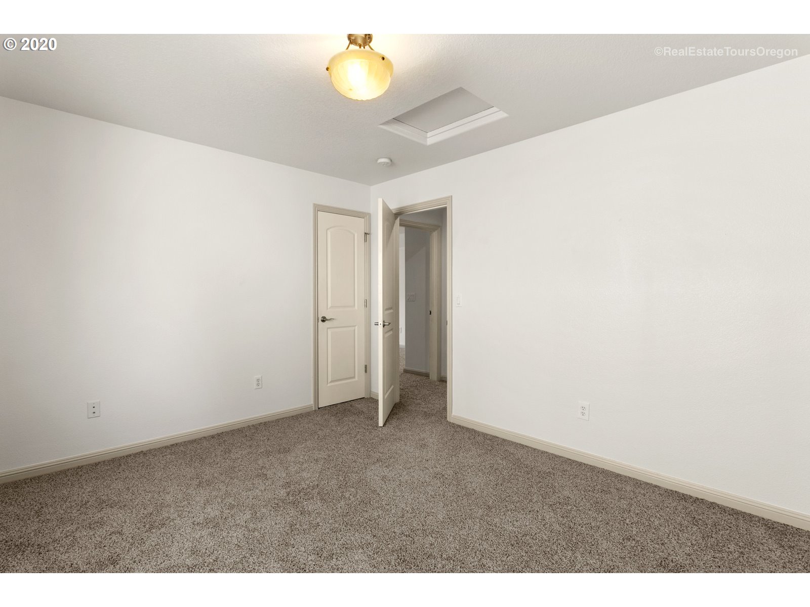 3097 Southeast Riesling Road Milwaukie, OR 97267 - Photo 23 of 32 Gallery Image 23