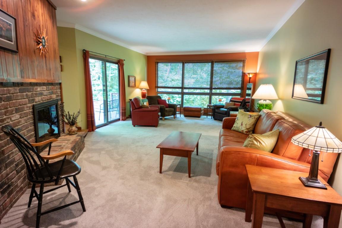 4842 East Inverness Woods Road Bloomington, IN 47401 - Photo 5 of 36