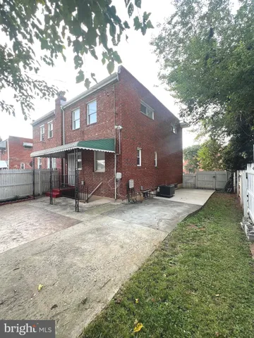 $2,100 | 3409 West Northern Parkway, Baltimore, MD 21215