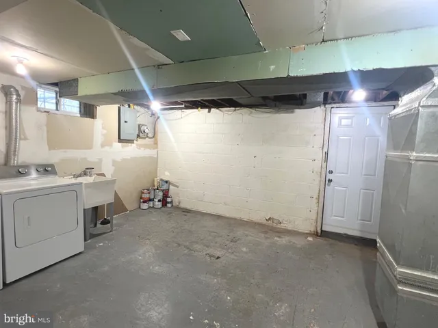 $2,100 | 3409 West Northern Parkway, Baltimore, MD 21215