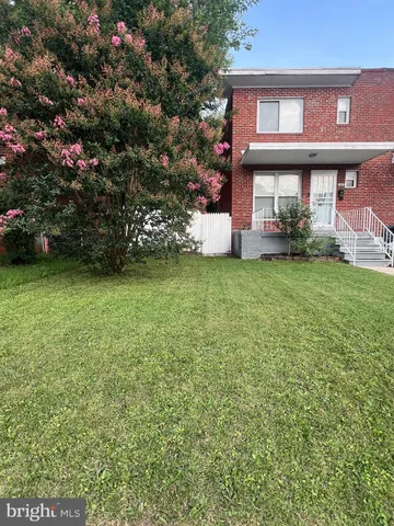 $2,100 | 3409 West Northern Parkway, Baltimore, MD 21215