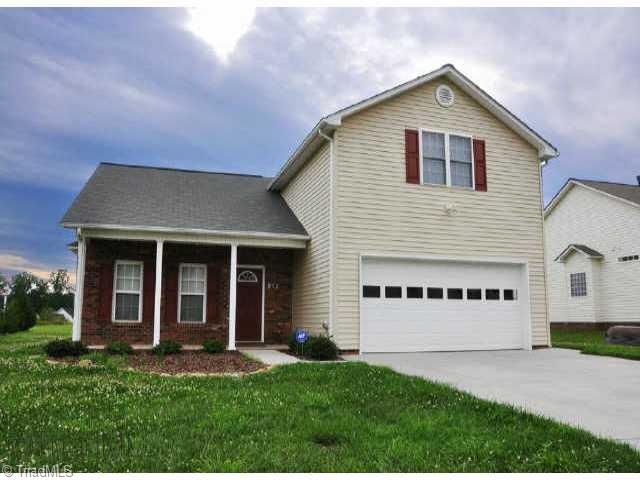 512 Barnsdale Ridge Road Kernersville, NC 27284 - Photo 1 of 2 Exterior Front.