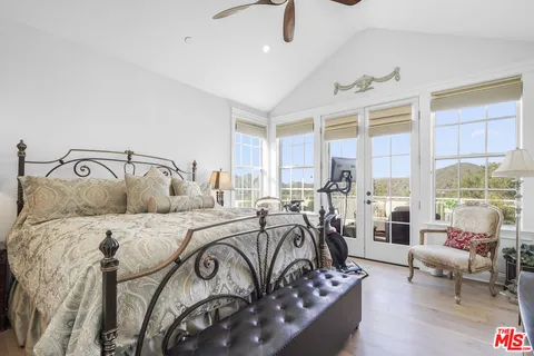 $1,500,000 | 25603 Monte Nido Drive, Calabasas, CA 91302