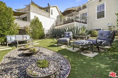 $1,500,000 | 25603 Monte Nido Drive, Calabasas, CA 91302