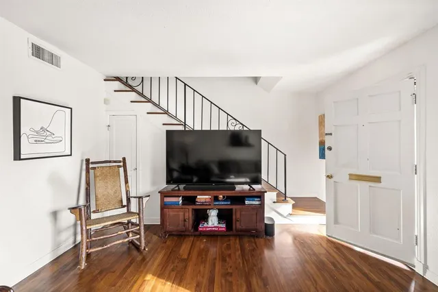 $275,000 | 6326 Bordeaux Avenue, Dallas, TX 75209