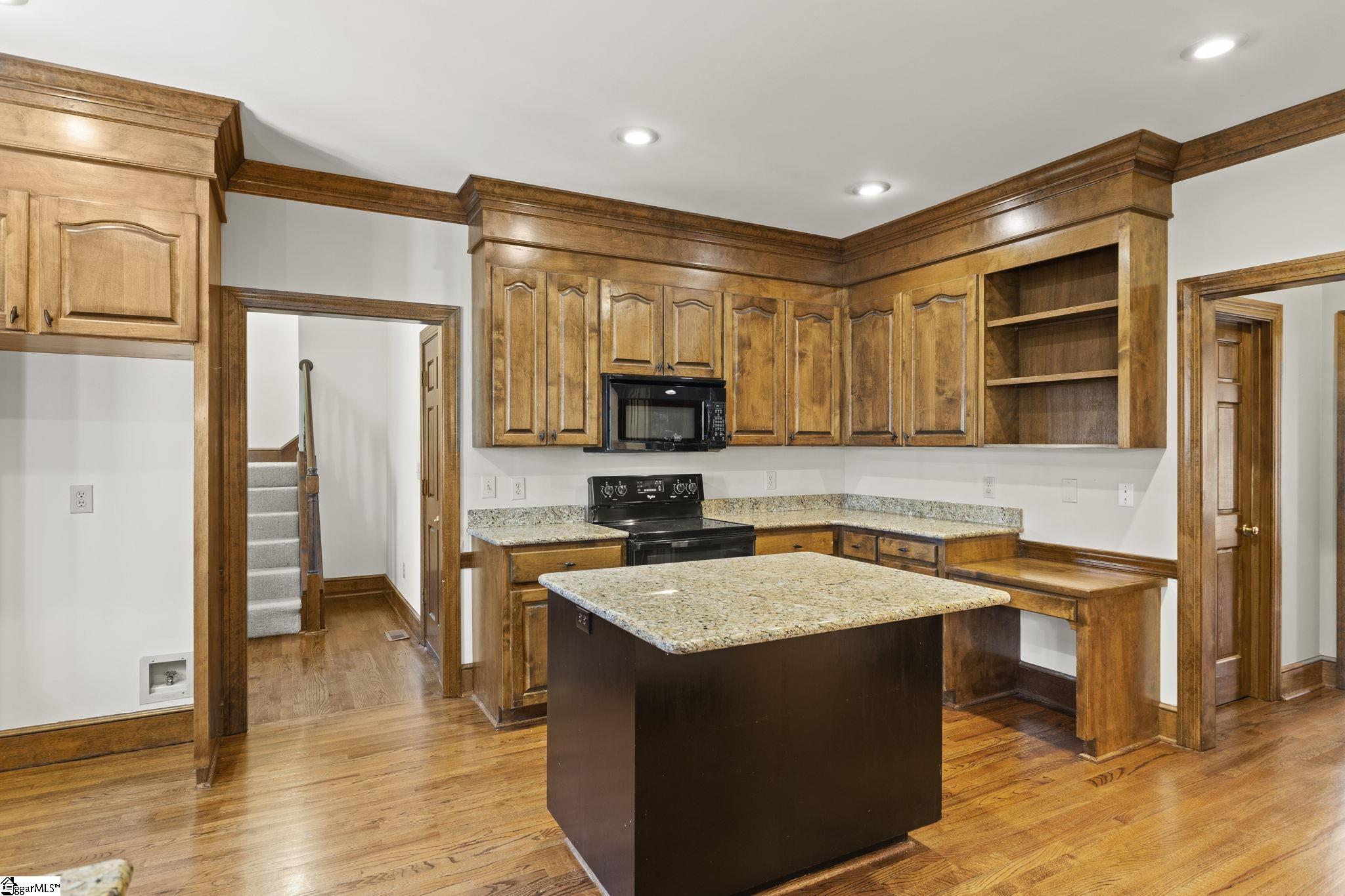 116 Block House Road Greenville, SC 29615 - Photo 8 of 36 Gallery Image 8