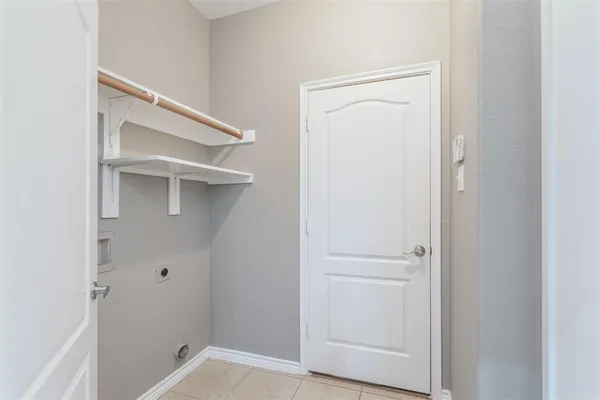 $2,675 | 1240 Hayden Lane, Savannah, TX 76227