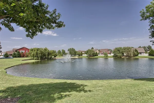 $2,675 | 1240 Hayden Lane, Savannah, TX 76227