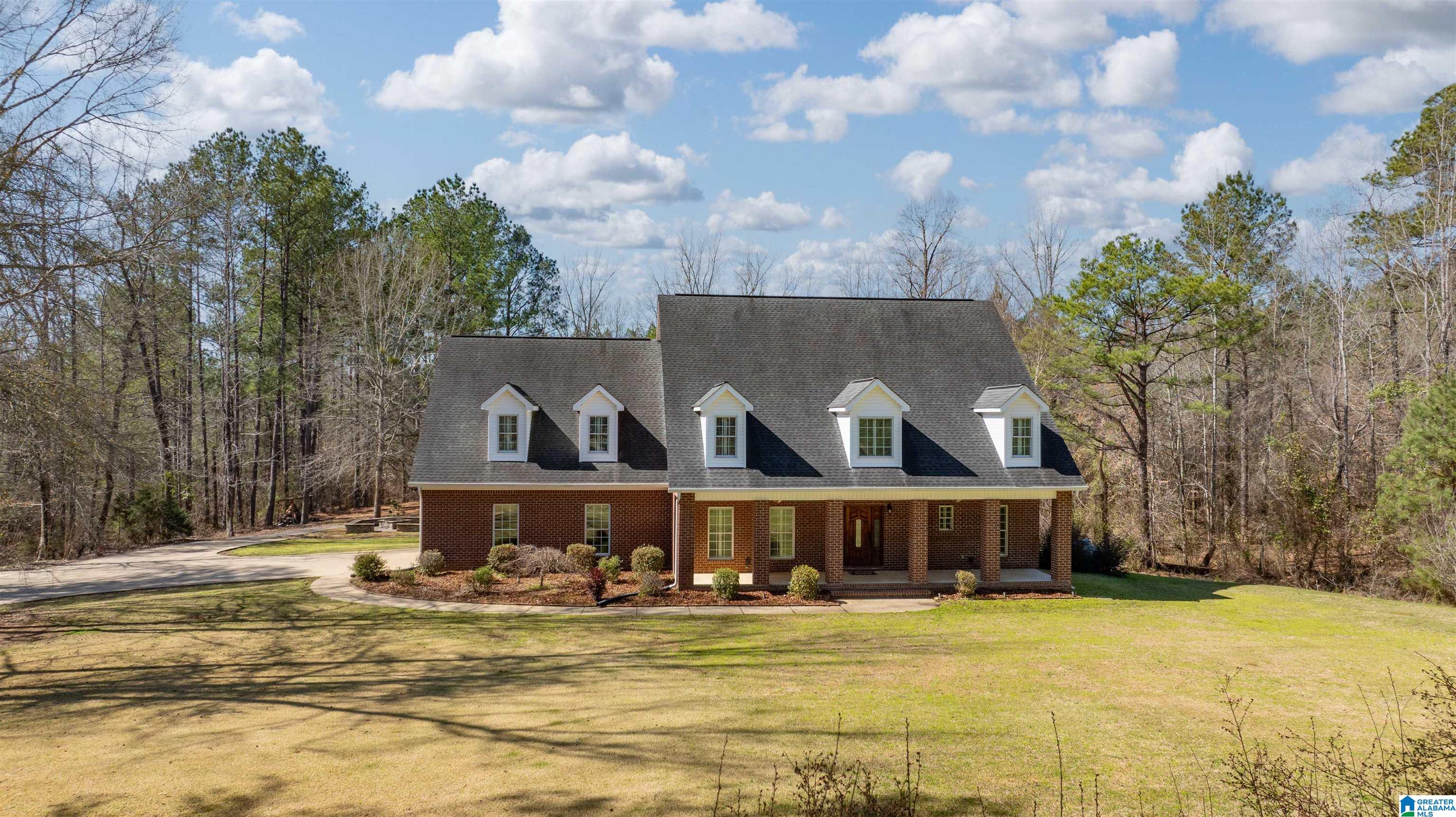 12371 Slayton Road Duncanville, AL 35456 - Photo 1 of 81