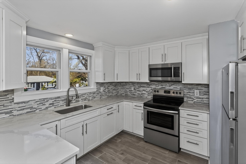 75 Hilldale Road Ashland, MA 01721 - Photo 6 of 28 Gallery Image 6