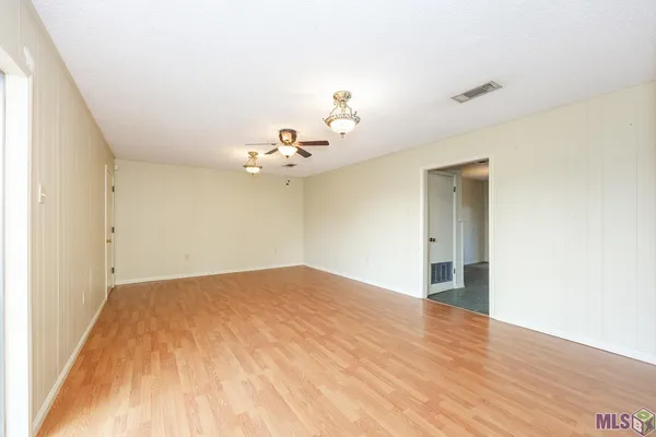 $385,000 | 1973 Antonio Road, Port Allen, LA 70767