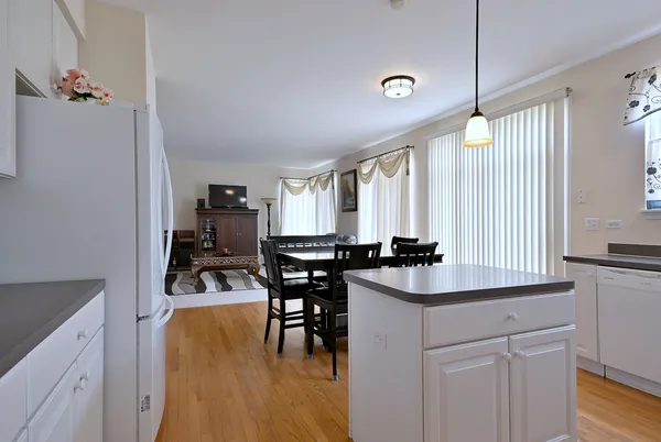 $459,900 | 230 Stickley Lane, Lake In The Hills, IL 60156
