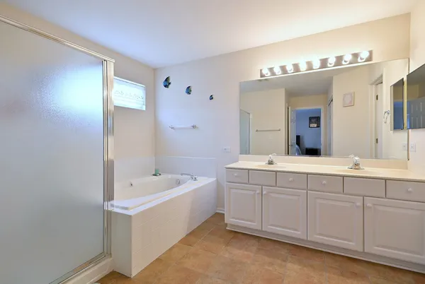 $459,900 | 230 Stickley Lane, Lake In The Hills, IL 60156