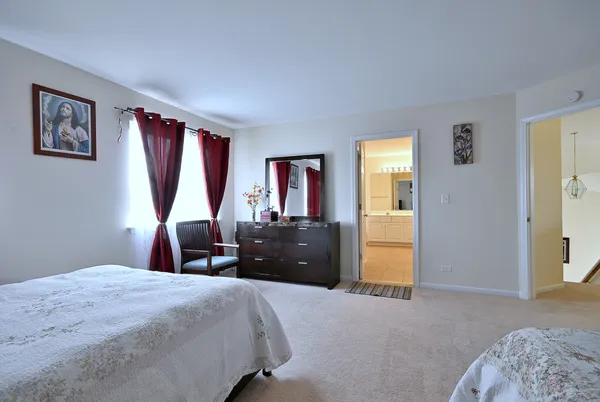 $459,900 | 230 Stickley Lane, Lake In The Hills, IL 60156