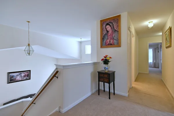 $459,900 | 230 Stickley Lane, Lake In The Hills, IL 60156
