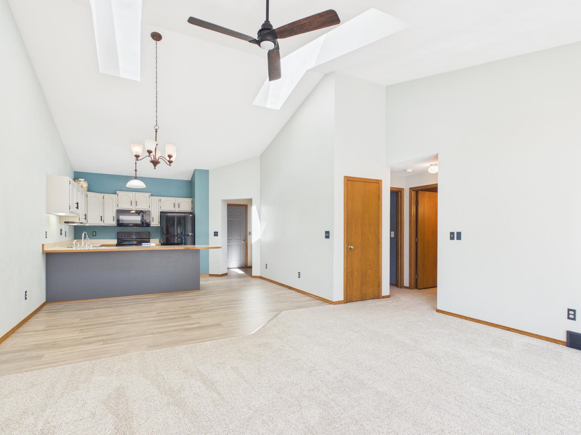 907 West Ridgeview Drive Appleton, WI 54914 - Photo 11 of 22 Gallery Image 11