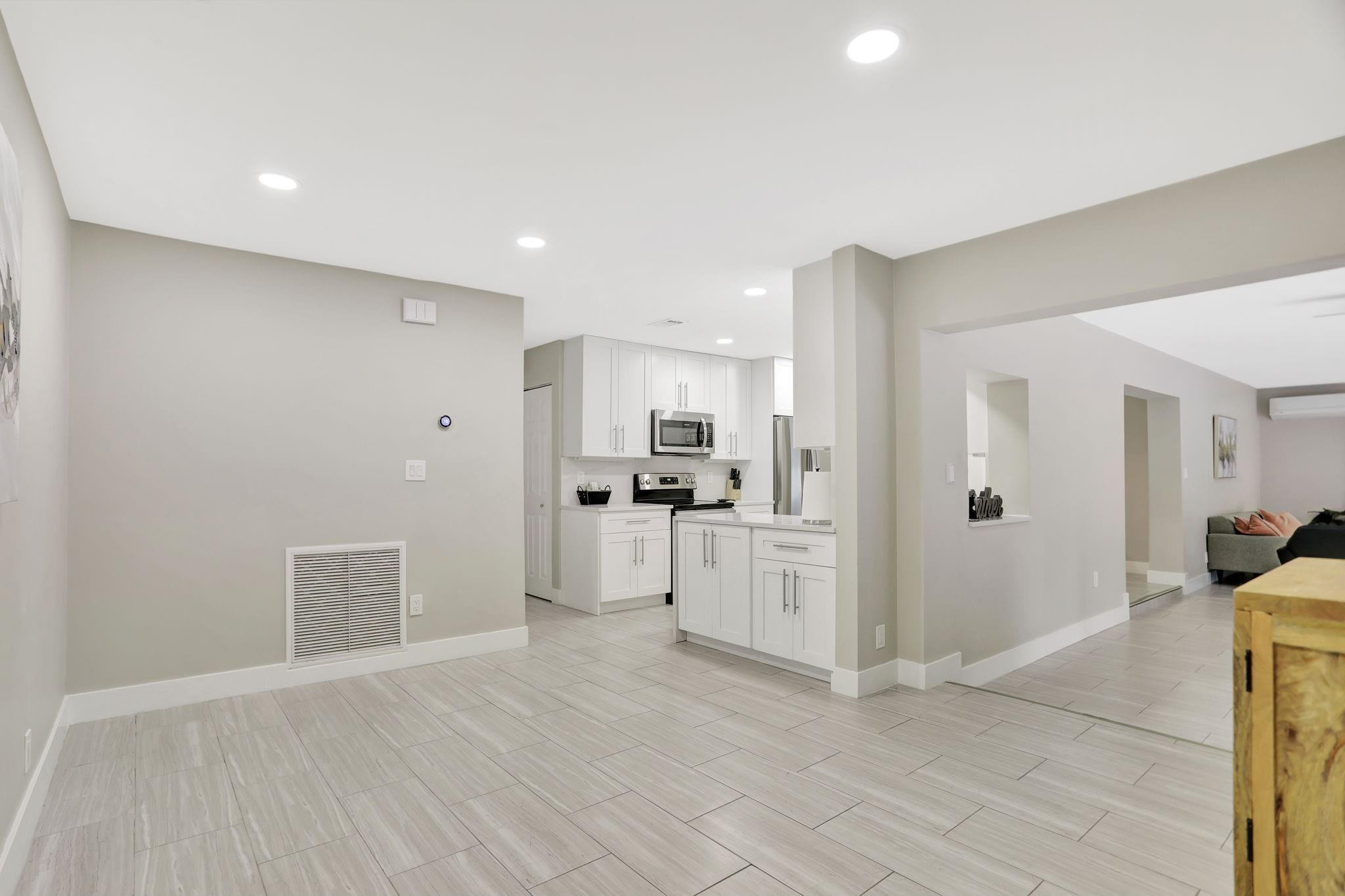 1035 Northwest 5th Avenue Boca Raton, FL 33432 - Photo 17 of 50 Photo 17