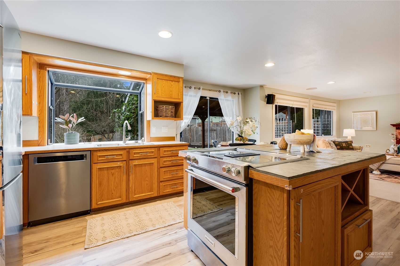 13324 Southeast 196th Street Renton, WA 98058 - Photo 7 of 26 Gallery Image 7