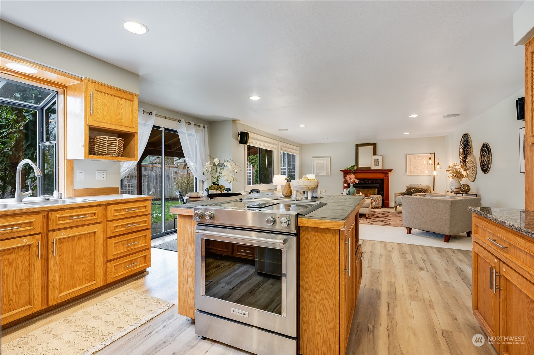 13324 Southeast 196th Street Renton, WA 98058 - Photo 8 of 26 Gallery Image 8