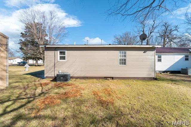 $70,000 | 511 Dixie Street, Parma, MO 63870