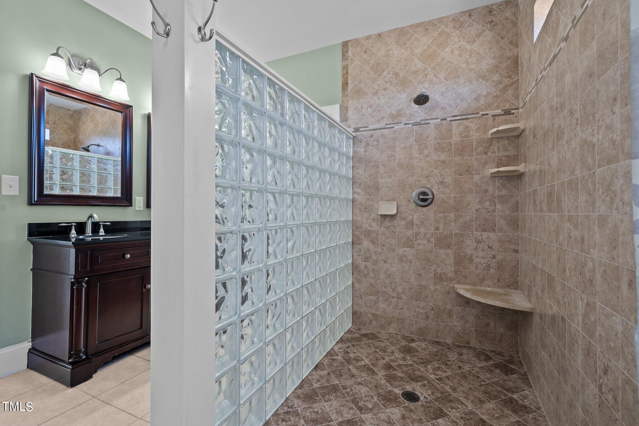130 Britt Valley Road Raleigh, NC 27603 - Photo 36 of 57 35-web-or-mls-_NFP3893