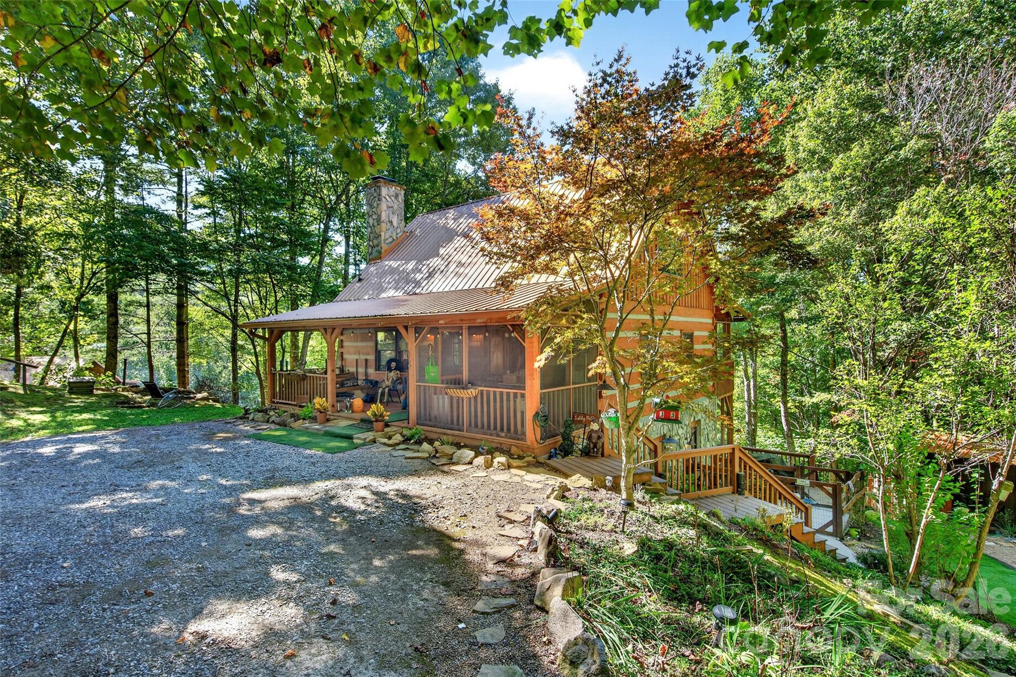 602 Quail Cove Road Clyde, NC 28721 - Photo 2 of 48 Gallery Image 2