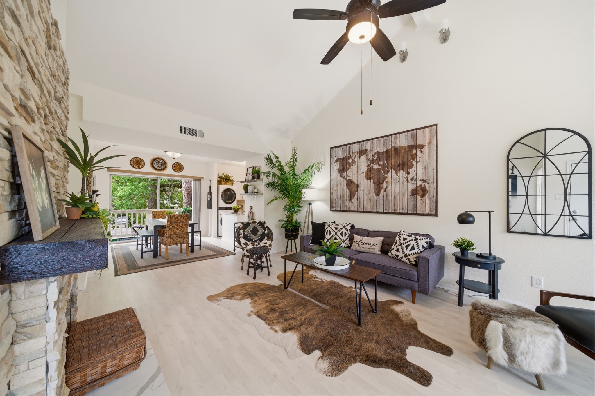 2100 Tanglewilde Street, Unit 750 Houston, TX 77063 - Photo 5 of 23 Family room and dining room view.