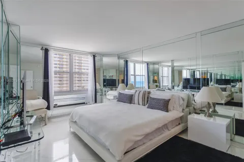 $749,000 | 1950 South Ocean Drive, Unit 5G, Hallandale Beach, FL 33009