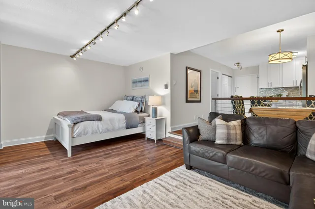 $330,000 | 2201 L Street Northwest, Unit 316, Washington, DC 20037