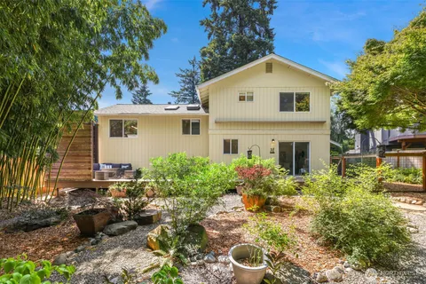 $1,125,000 | 12820 87th Avenue Northeast, Kirkland, WA 98034