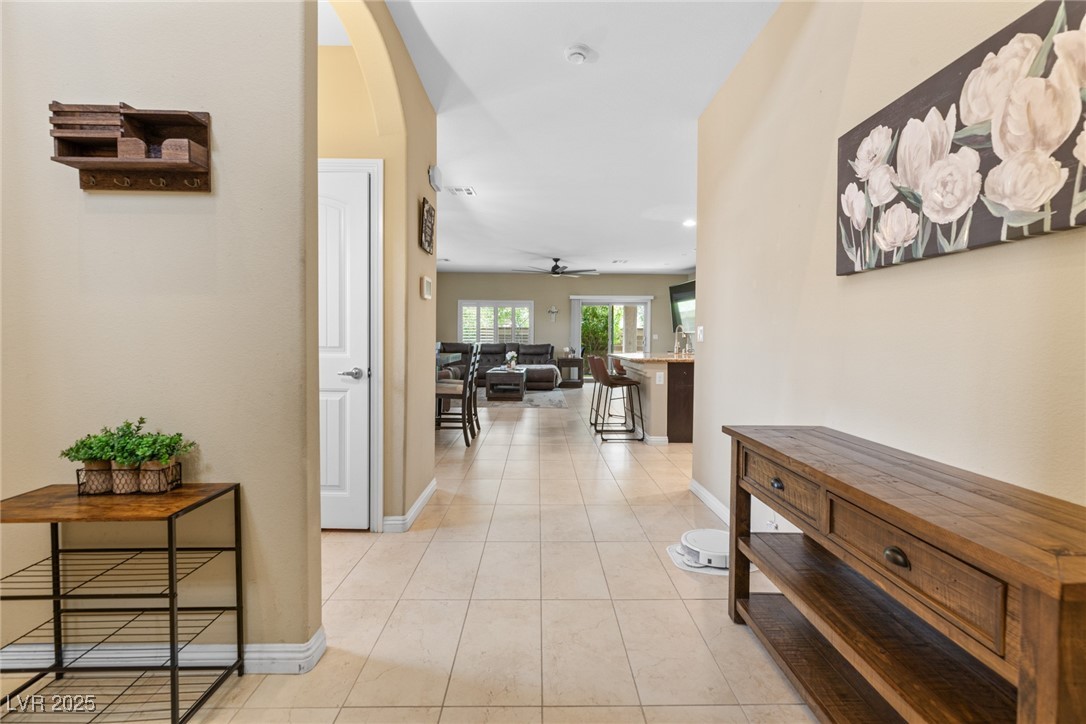 9095 Mastodon Avenue Las Vegas, NV 89149 - Photo 14 of 57