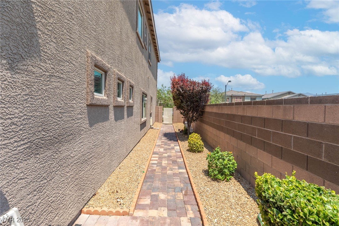 9095 Mastodon Avenue Las Vegas, NV 89149 - Photo 56 of 57
