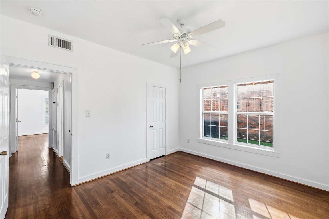 2218 Arbor Street, Unit ABC Houston, TX 77004 - Photo 14 of 43 The floors make this space warm and cozy.