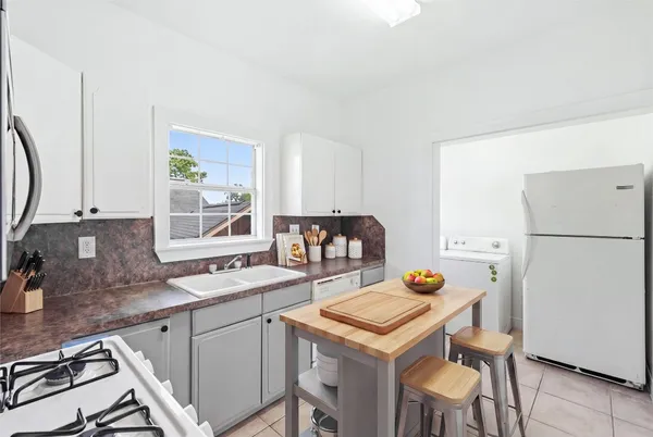 $1,750 | 2218 Arbor Street, Unit ABC, Houston, TX 77004