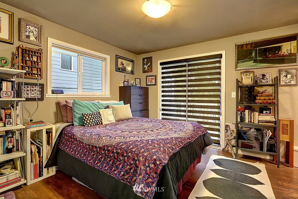 913 Jones Avenue South Renton, WA 98057 - Photo 11 of 25