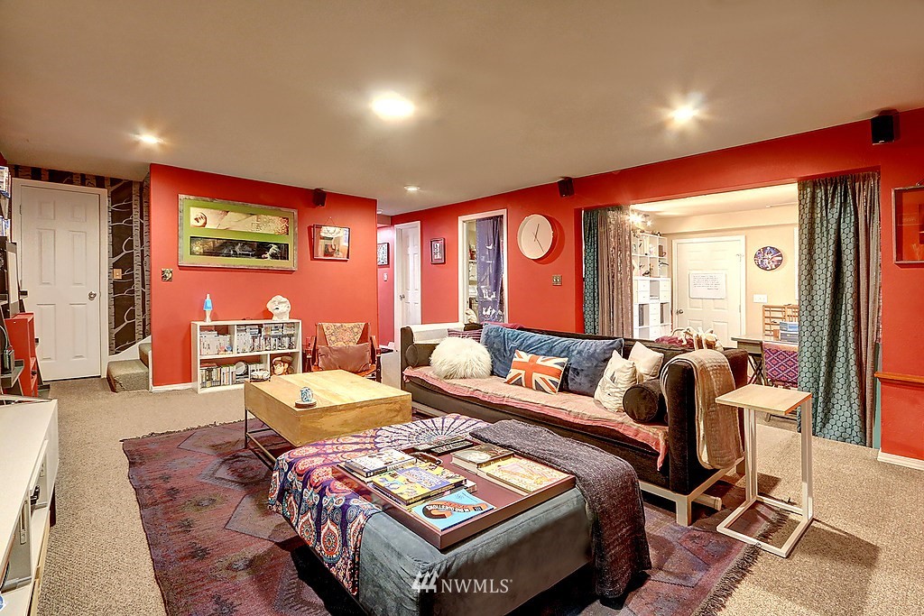 913 Jones Avenue South Renton, WA 98057 - Photo 15 of 25