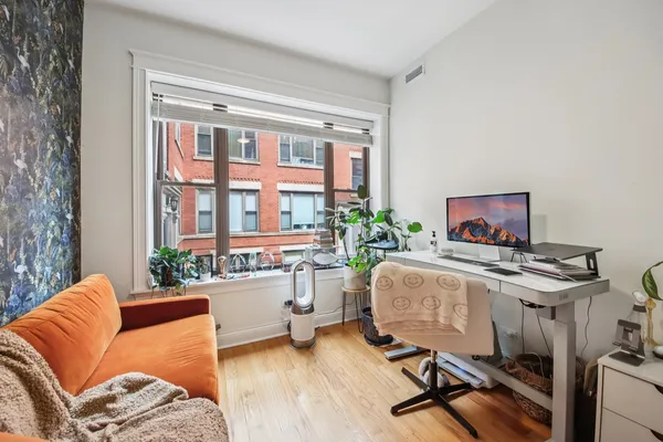 $2,750 | 4134 North Kenmore Avenue, Unit 1, Chicago, IL 60613
