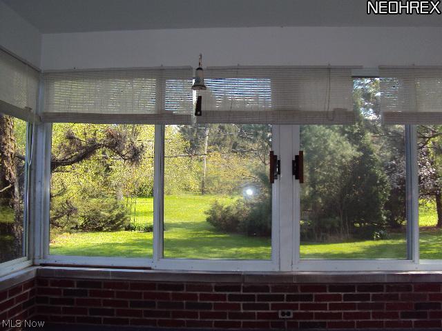 6534 Longridge Road Cleveland, OH 44124 - Photo 16 of 20