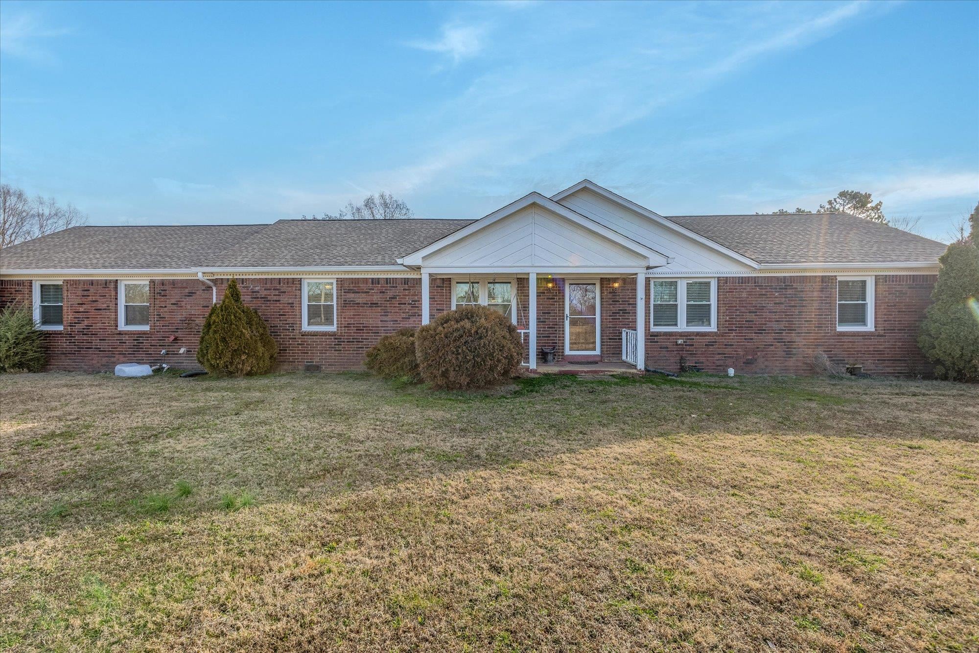 1060 Quinn Road Collierville, TN 38017 - Photo 2 of 40 Gallery Image 2