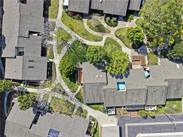 $1,015,000 | 8933 Amador Circle, Unit 1316E, Huntington Beach, CA 92646