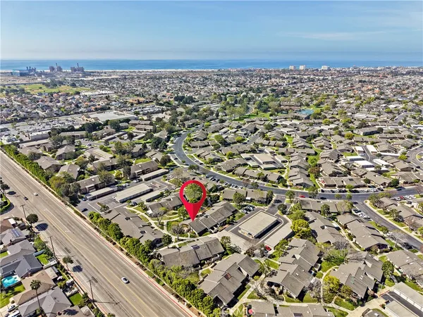 $1,015,000 | 8933 Amador Circle, Unit 1316E, Huntington Beach, CA 92646