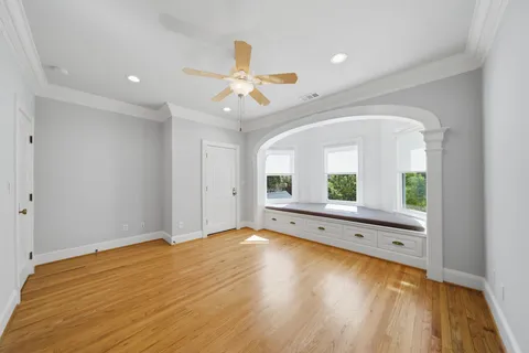 $2,495,000 | 607 East 15th Street, Houston, TX 77008