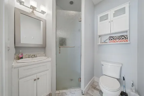 $2,495,000 | 607 East 15th Street, Houston, TX 77008