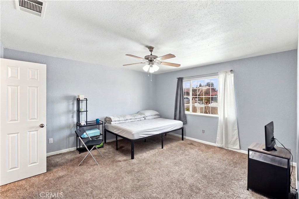 14515 Rivers Edge Road Helendale, CA 92342 - Photo 14 of 37 Gallery Image 14