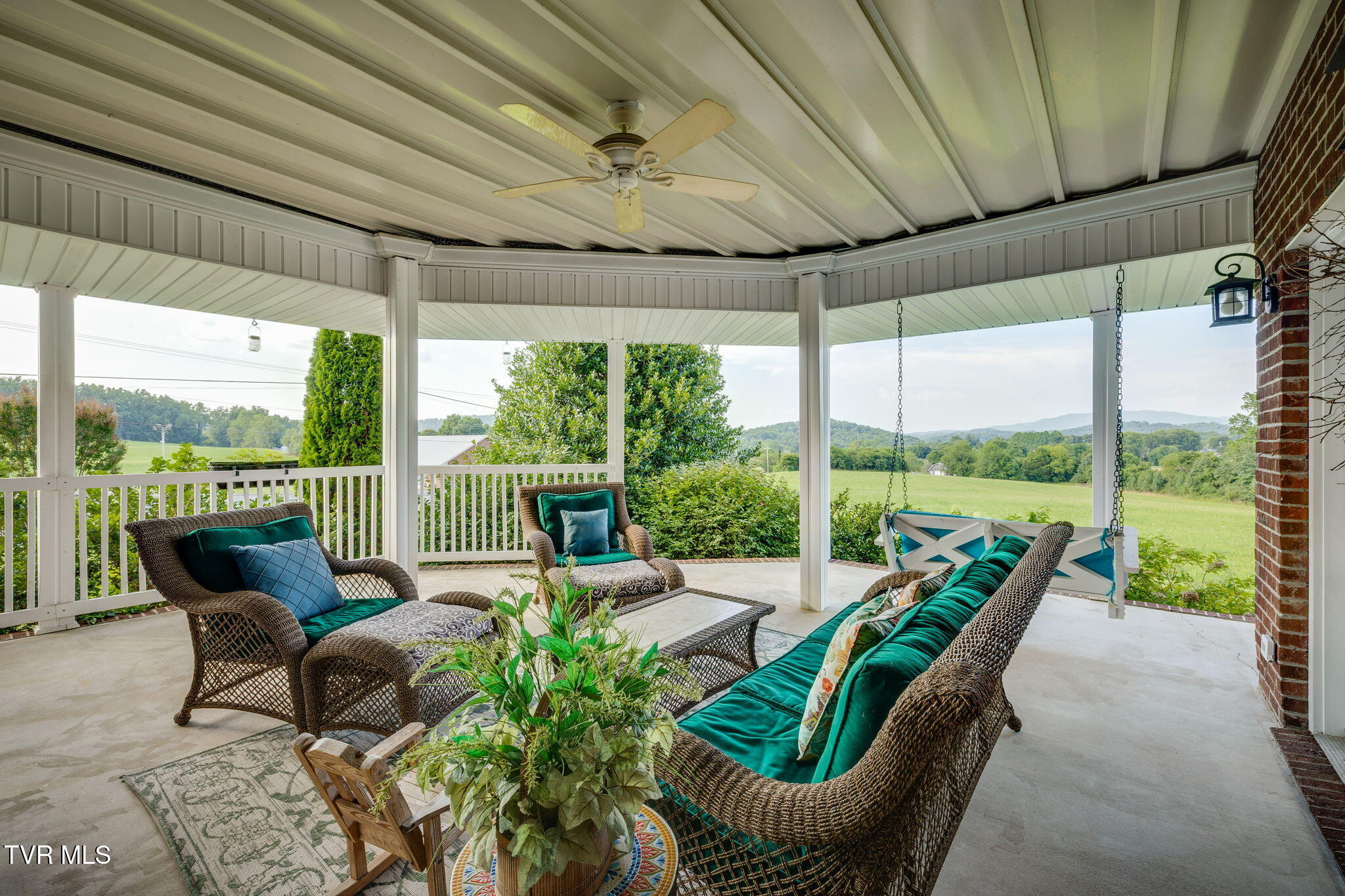 146 Hopson Road Johnson City, TN 37601 - Photo 8 of 78 004