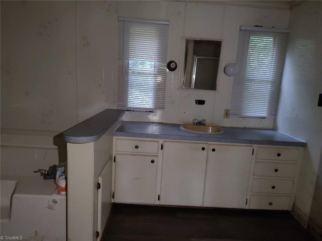 527 Riverview Road Lexington, NC 27292 - Photo 15 of 16