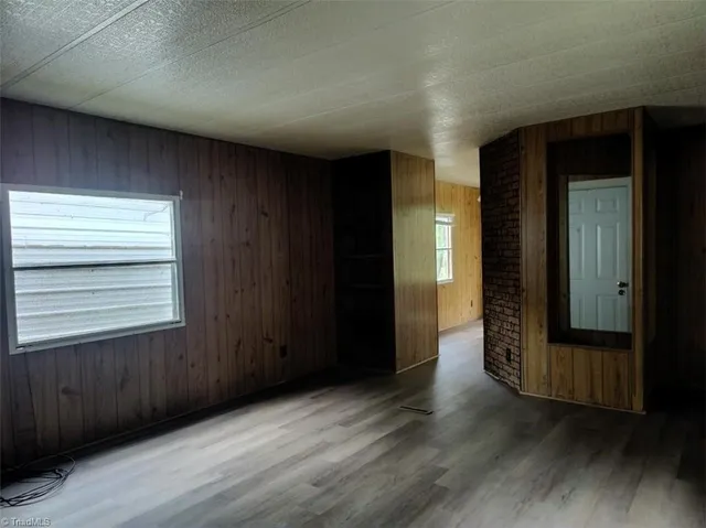 $149,000 | 527 Riverview Road, Lexington, NC 27292