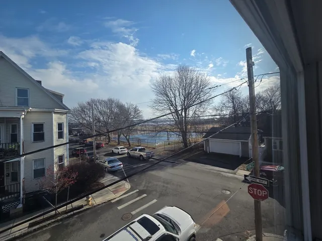 $2,800 | 48 Prince Street, Unit 2, Salem, MA 01970